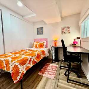 Private On The 1st Floor With Shared Bathroom Near Airport And Downtown Seattte Homestay